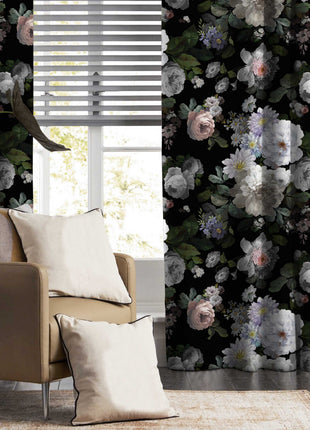 Decorative curtain with print