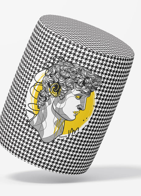 Okrągła pufa dekoracyjna w pepitkę, Dawid Michał Anioł